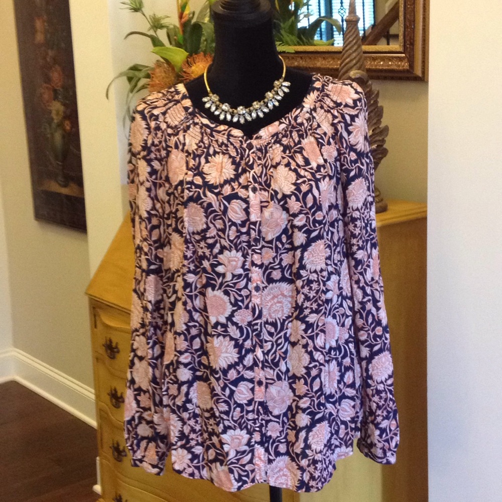 Lucky Brand top